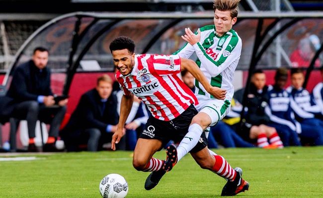 可撼动的不 可撼动的不