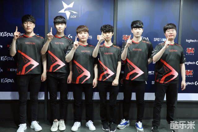 通过这样的 通过这样的