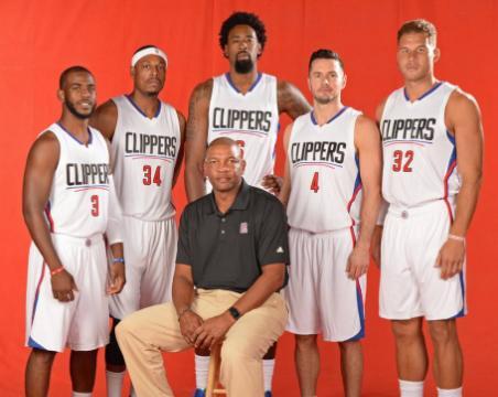 侧翼半身位 侧翼半身位